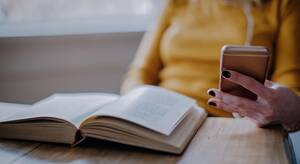 Alone Girls Reading Porn - Is Reading Erotica As Harmful As Watching Porn?