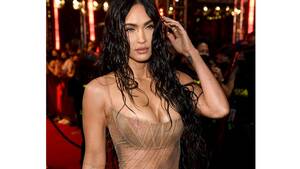 Megan Fox Boobs - Megan Fox's Hottest Looks That Could Melt The Internet | IWMBuzz