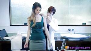 Hot Lesbians Office Sex - Hot Lesbian Sex in Doctor's Office - Pornburst.xxx