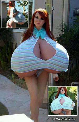 double g cup boobs - I can't imagine get near the stove with these, or getting a tampon in. what  does she do part her boobs LMFAO