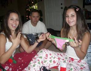 Awkward Family Porn - 