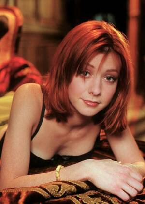 Alyson Hannigan Schoolgirl Porn - ALYSON HANNIGAN ~ SEXY A4 SIZE GLOSSY PHOTO. | eBay