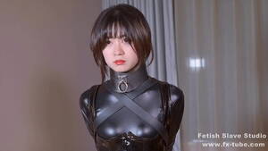 Asian Girl Latex Bondage - fx-tube.com Latex girl on single gloves and gagging - XVIDEOS.COM