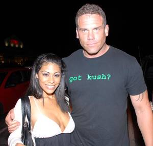 Dick Delaware Porn Star - File:Cassandra Cruz, Dick Delaware at PSK 20070925 2.jpg