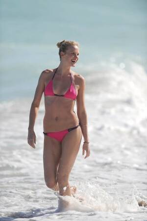 Anne Vyalitsyna Having Sex - Model Anne Vyalitsyna claims income drop, need for child support