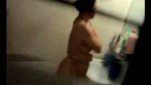 indian mom hidden cam sex - Son Captures Mom's Bathingâ€¦