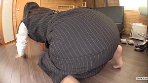 bottomless latina ass worship - Japanese office lady bottomless facesitting farting HD subtitles -  XVIDEOS.COM