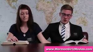 handjob under table - Handjob under table for Morman amateur couple - wankoz.com