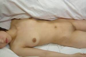 girls sleeping naked - Amateur image Amateur girls sleeping at home naked whether it is hot or  after sex Whether it was hot at night in the tropics or after having sex,  amateur women who are