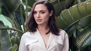 Insest Force Porn - Is that Gal Gadot in an incest porn video? The truth will leave you very,  very scared - India Today