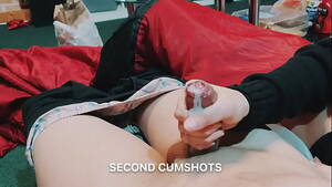 asian couples cum shots - 3 Cumshots nonstop from a Handjob - Asian couple Porn Video - Rexxx