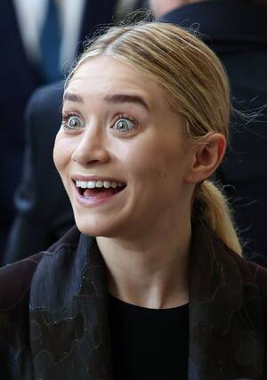 ashley olsen cumshot - Olsen Twins Smiling: Rare Pics Where Mary-Kate and Ashley Emoted