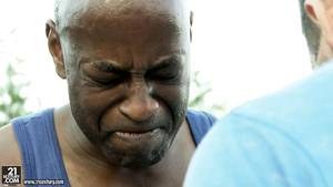 black bald pussy wrenkle - Hot anal porn with a black man and his friend outdoor