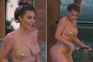 Kim Kardashian Hot Tits - Kim Kardashian wears nude bikini in hot tub for 'KUWTK' finale