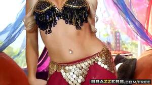 Belly Dancing Porn - Not Diana Guerra belly-dance DeepFake Porn - MrDeepFakes