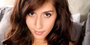 2007 April Oneil Porn Star - April O'Neil - FamousFix.com