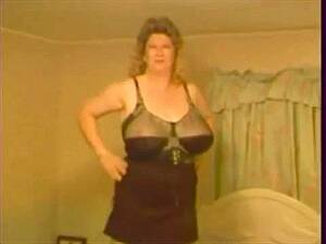 Mature Big Tits Strip - Watch boom boom - Solo Strip, Mature Big Tits, Solo Porn - SpankBang