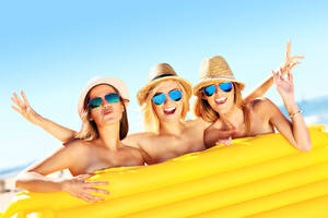 beach group nudists teens - The Surprisingly True Story of the Nude Beach Los Angeles Tried, and  Failed, to Maintain | JohnHart Real Estate Blog