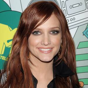 Ashlee Simpson Cum Porn - Ashlee Simpson's Transformation and Plastic Surgery Speculation