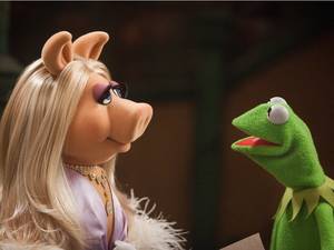 Miss Piggy Puppet Porn - Miss Piggy and Kermit the Frog - felt beings controlled by literal  corporate and human puppet masters - have broken up.