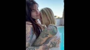 Nude Amateur Bisexual Kissing - Amateur Bisexual Kissing Porn Videos | Pornhub.com
