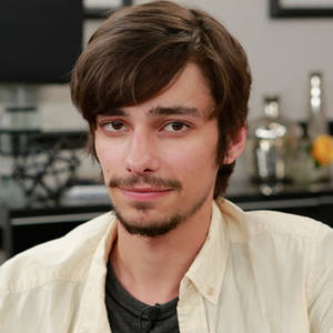 Devon Bostick Porn - HeiÃŸe Schauspieler Hintergrund called Devon Bostick