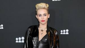 Miley Cyrus Christmas Porn - Miley Cyrus offered $1million to make porn film - Celebrity News | Glamour  UK