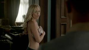 Laura Vandervoort Naked - 2