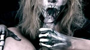 dead girl sucking dick - Skeleton girl sucks cock. Horror halloween - XVIDEOS.COM
