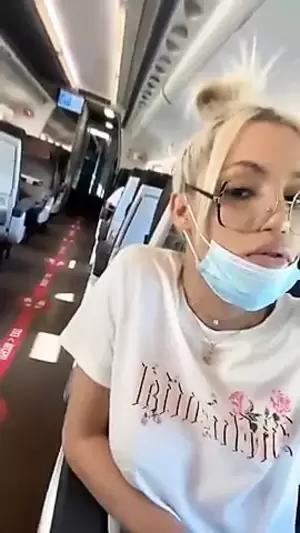 bisexual shemale train - Shemale in a Public Train | xHamster