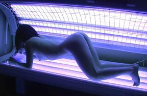 hidden cam tanning bed nude - Nude Tanning In Tanning Beds Pics
