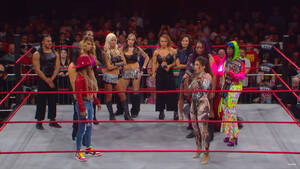 Mickie James Sexy Movie - Mickie James's Feet << wikiFeet