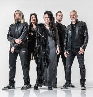 Amy Lee Was In Porn - Amy Lee habla de la actuaciÃ³n fallida de EVANESCENCE en MÃ©xico. VÃ­deos en  directo de Vince Neil. EP de AS THE PALACES BURN.