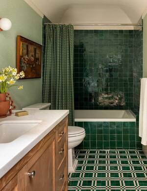 Bathtub Nude Vintage 1920 Porn - Green tiled bathroom in a 1920s Tudor Revival residence, Silver Lake, Los  Angeles [1154x1500] : r/RoomPorn