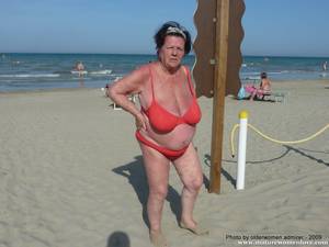 nude beach fat boobs - Lesbian kisses in skins tv series