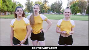 Girl Rams Track Team Porn - Hot Track And Field HS Teens Sex with Coach In His Bathroom - XNXX.COM