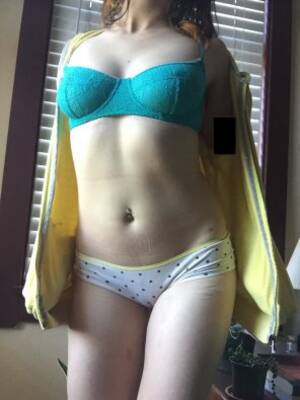 amateur panties galleries - Wondering what panties the girl next door is wearing today? Porn Pic -  EPORNER