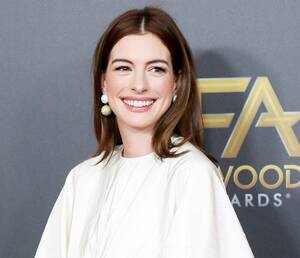Anne Hathaway Dildo Porn - Anne Hathaway's Best Quotes About Motherhood, Parenting