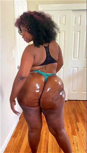 big black milfs - Watch Elephant Booty Black Milf - Saraahb, Bbw, Milf Porn - SpankBang