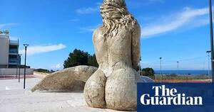 Minecraft Sex Statues Porn - Too provocative' mermaid statue causes stir in southern Italy | Italy :  r/news