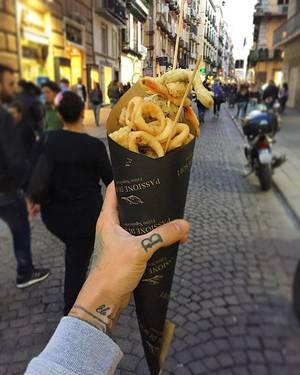 Beautiful Napoli Porn - Vedi Napoli e poi... MANGI! #kikkoselecao_k9 #food #foodporn #cuoppo  #buonappetito #bomapetite #snacks #napoli #napolifoodporn #naples #good # nice #happy ...