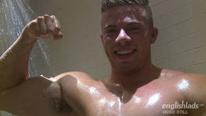 Jake English Porn - Straight Lad Jake Shows Off His Hot Muscular Body and Wanks His Uncut Cock!