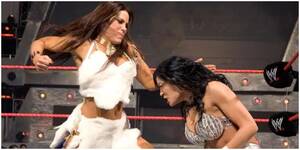 Mickie James Tits Porn - 6 Wrestlers Mickie James Loves (& 4 She Doesn't)