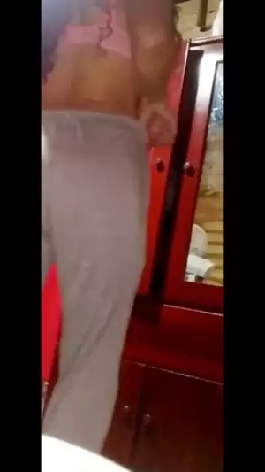 girls dorm voyeur cam - Spy on a college student's dorm room with hidden cam - SxyPrn