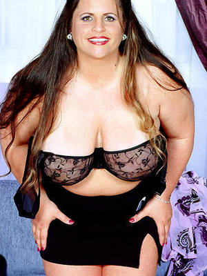 longhaired plumpers - Long haired plumper Gina Marie La Montana exposes her tanlined huge tits  and slit