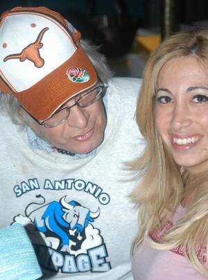 Andrea 2 Porn - File:Andrea Jaxxx at Porn Star Karaoke 2.jpg - Wikimedia Commons