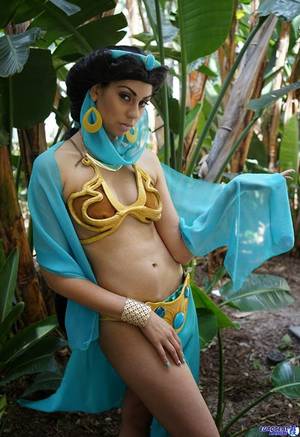 Nude Anime Cosplay Porn - Click to view high resolution