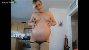 naked pregnant stripper - Pregnant ex stripper shows her talents - ThisVid.com