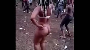 black jamaican girl dance party - African bitch dance
