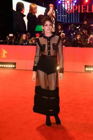 Kristen Bell Bondage Porn - KRISTEN STEWART IGNORES RED CARPET RULES â€“ Janet Charlton's Hollywood,  Celebrity Gossip and Rumors